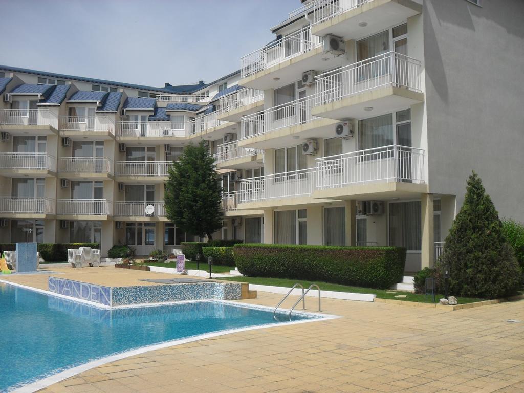 Apartment Rutland Равда Экстерьер фото