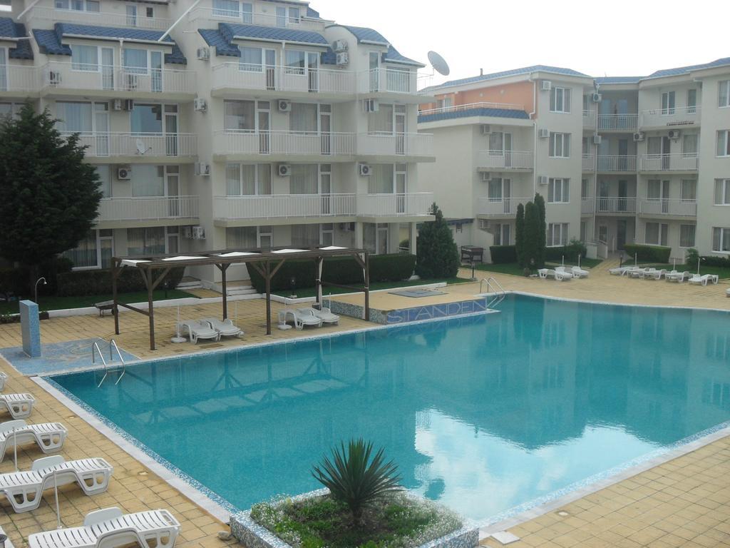 Apartment Rutland Равда Экстерьер фото