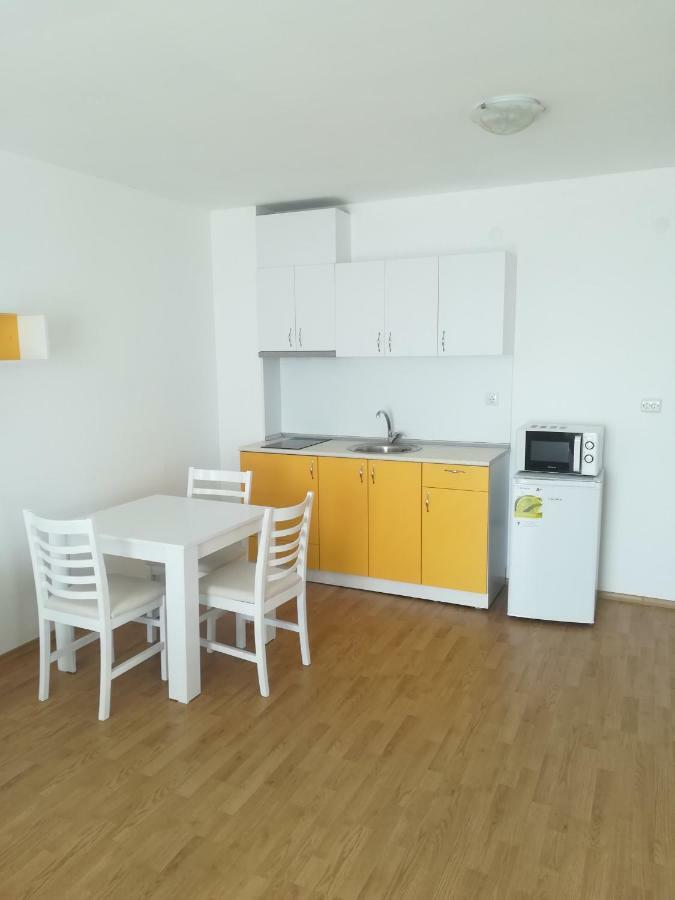 Apartment Rutland Равда Экстерьер фото