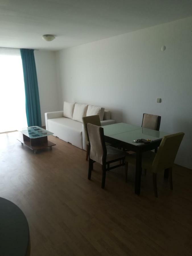 Apartment Rutland Равда Экстерьер фото